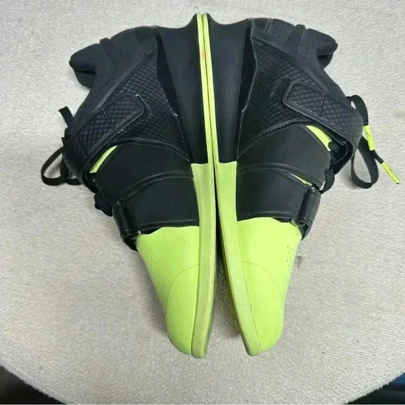 Reebok Legacy Lifter Electric Flash Size 9